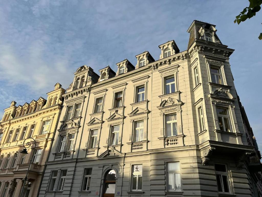 Residence Polonia Karlovy Vary Kültér fotó